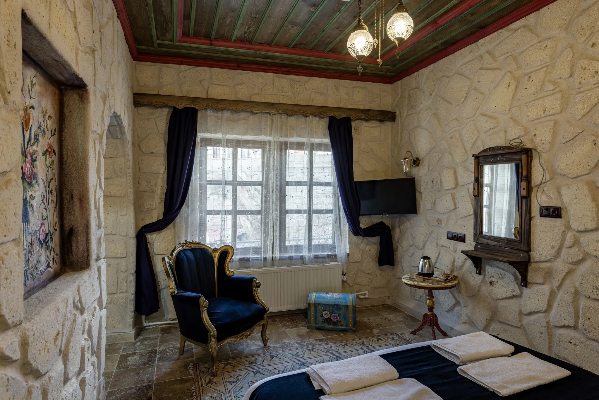 Keyfi Ala Hotel – Standart Double Oda (Oda 201)